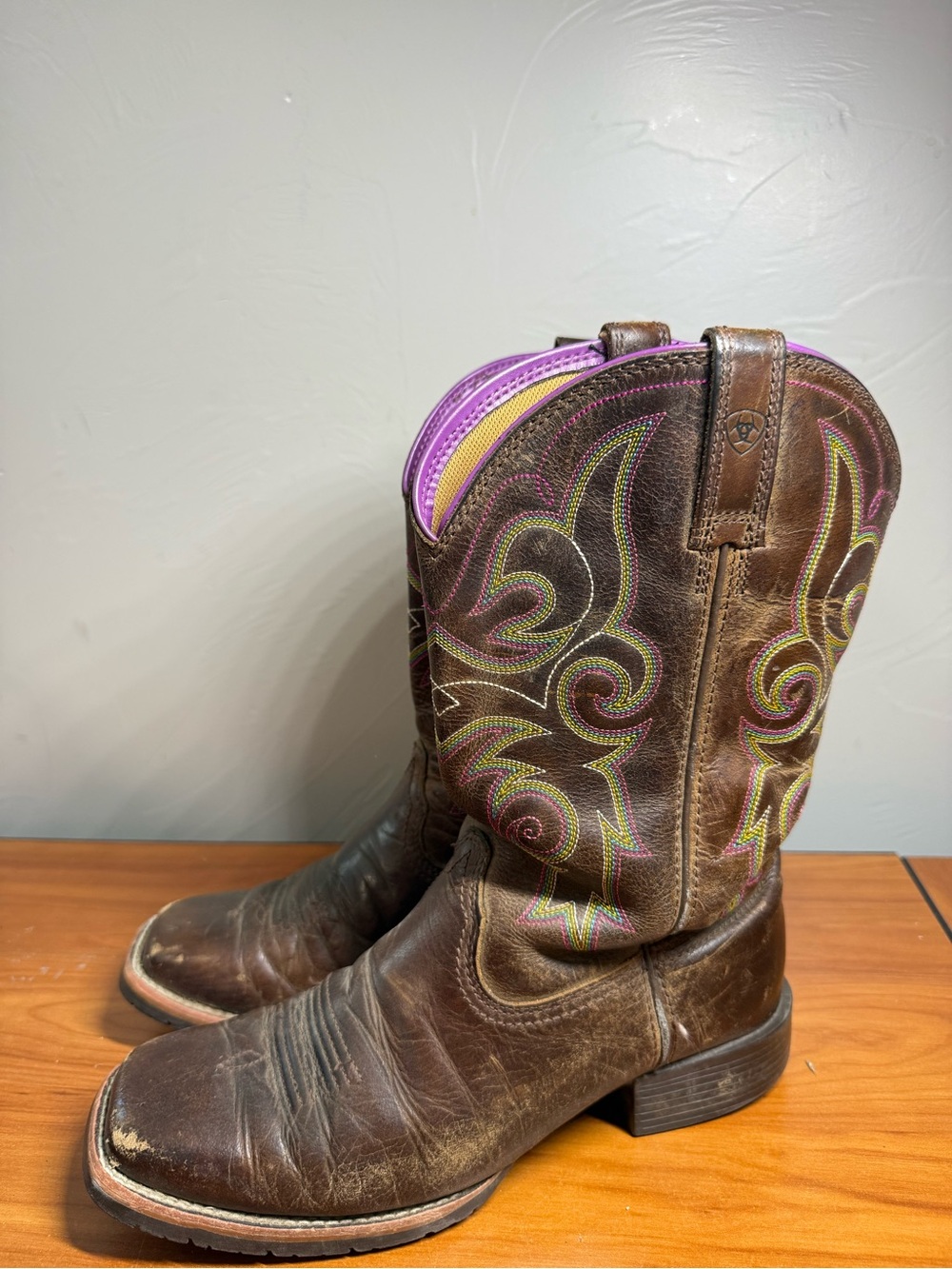 Ariat Womens Square Toe Dark Brown Cowgirl Boots Leather Western Purple Trim 8.5